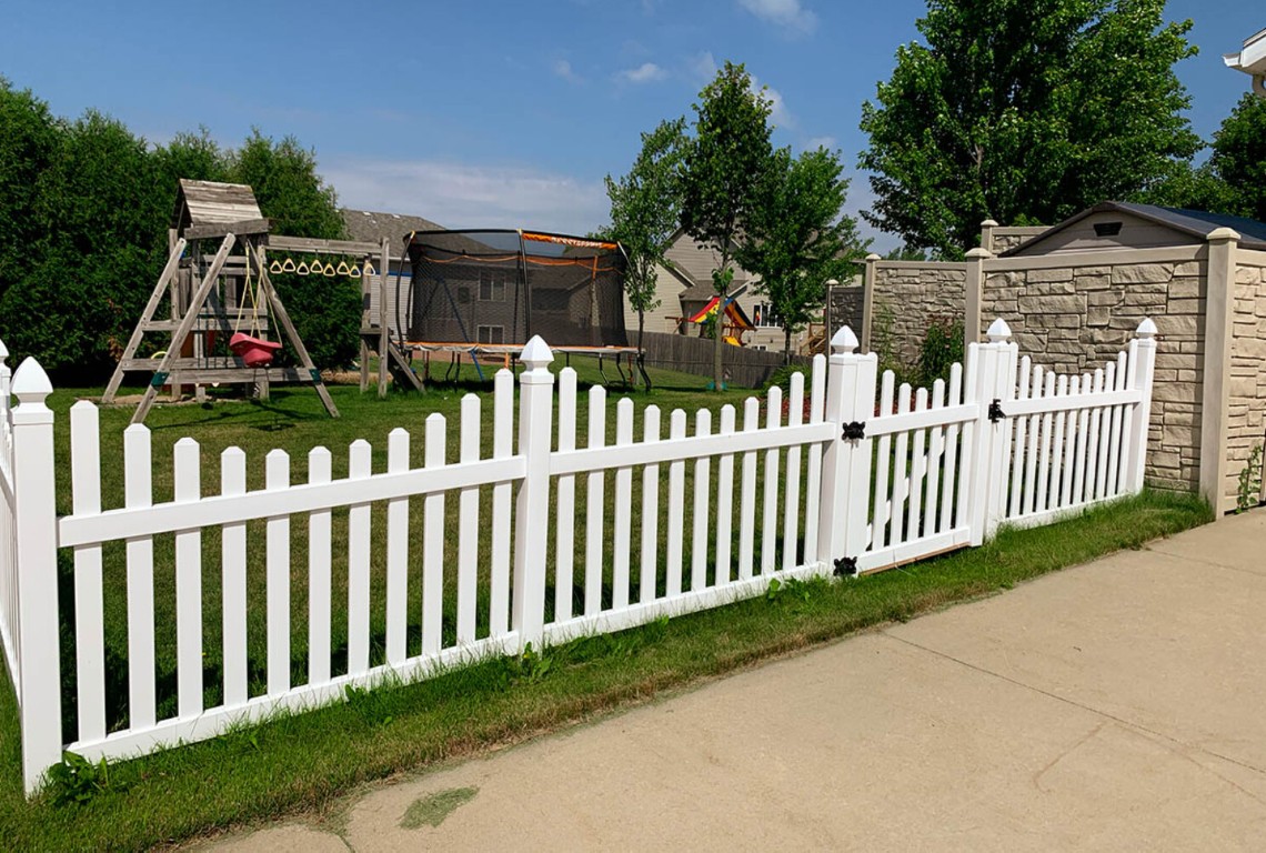 Reliable fence services for homeowners in Tulare, CA